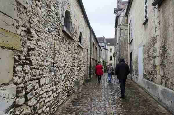 Francia - Senlis 03.jpg